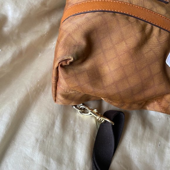 Henri Bendel Jetsetter Mini Convertible Backpack Shoulder Bag Rare - Picture 4 of 5